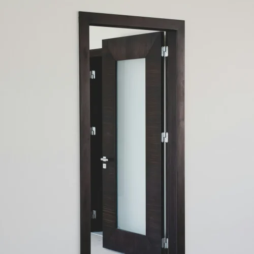 2. Fabricación-e-Instalación-de-Puertas-Acorazadas